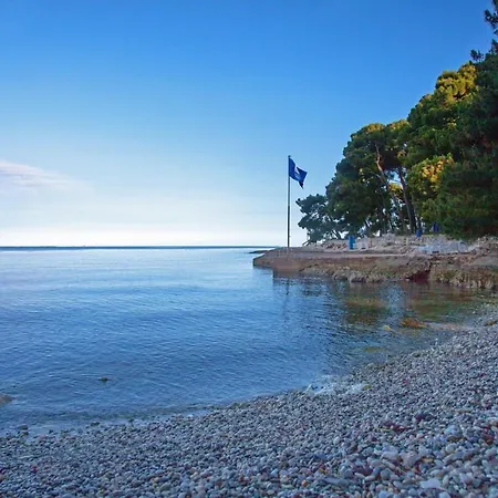 Konukevi Zrnic 3*