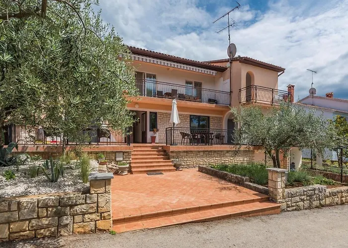 Zrnic Casa de hóspedes 3*